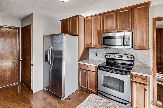 4704 Sweetbriar Road, Greensboro, NC 27455