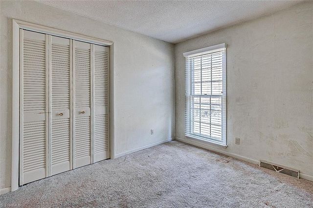 4704 Sweetbriar Road, Greensboro, NC 27455