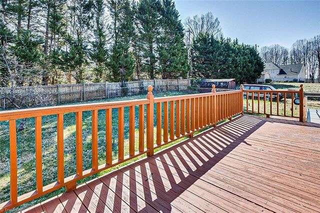 4704 Sweetbriar Road, Greensboro, NC 27455