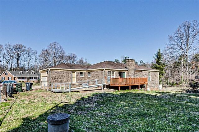 4704 Sweetbriar Road, Greensboro, NC 27455