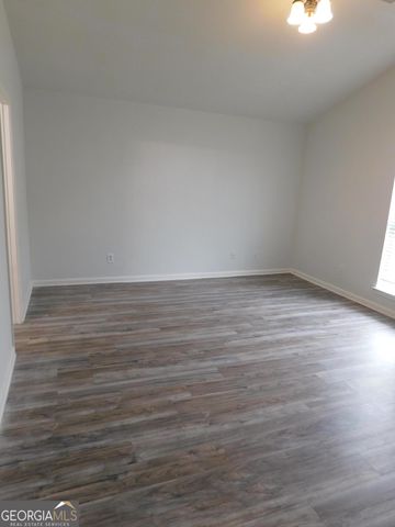 6195 Green Wing Way, Morrow, GA 30260