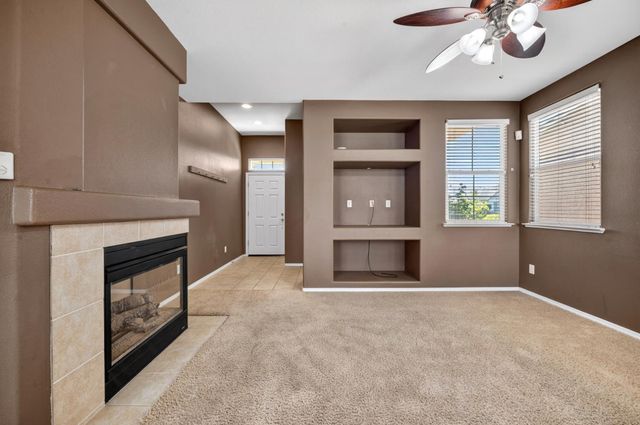 5621 N Citrus Lane, Fresno, CA 93711