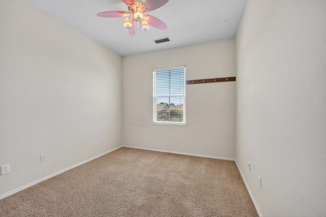 5621 N Citrus Lane, Fresno, CA 93711