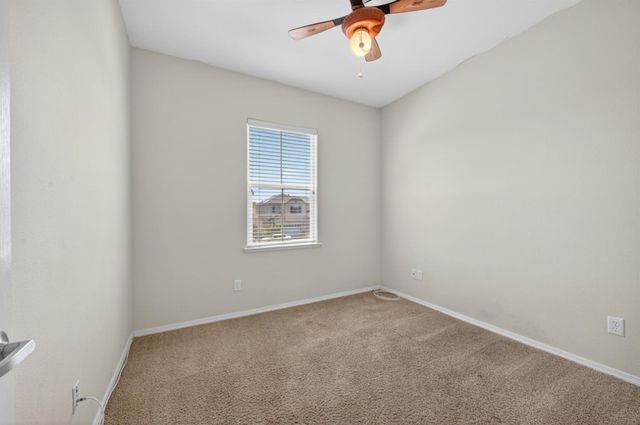 5621 N Citrus Lane, Fresno, CA 93711