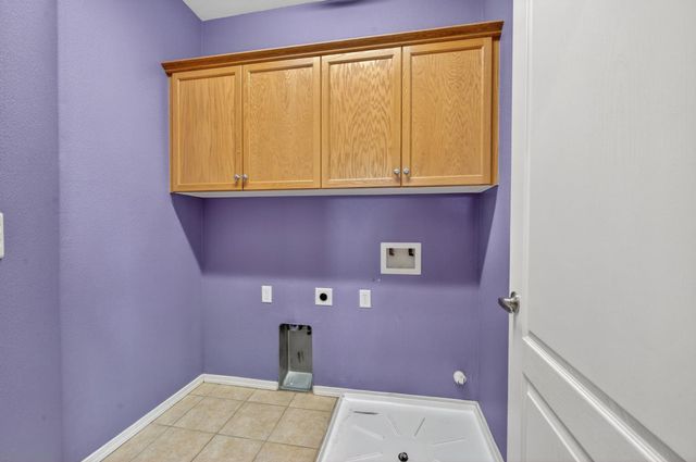 5621 N Citrus Lane, Fresno, CA 93711