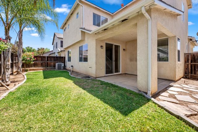 5621 N Citrus Lane, Fresno, CA 93711