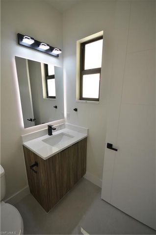 2416 Diplomat PKWY W, Cape Coral, FL 33993