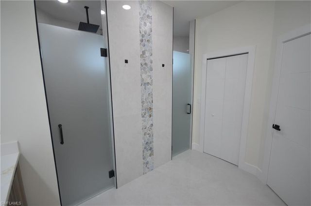 2416 Diplomat PKWY W, Cape Coral, FL 33993