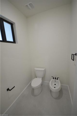 2416 Diplomat PKWY W, Cape Coral, FL 33993