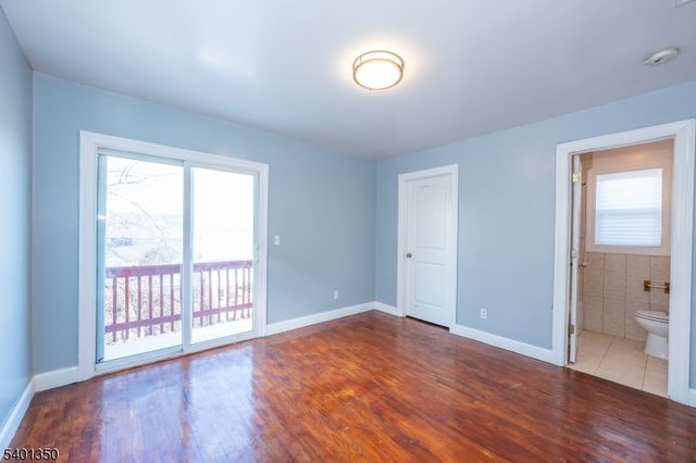 28 Highland St, Paterson City, NJ 07524