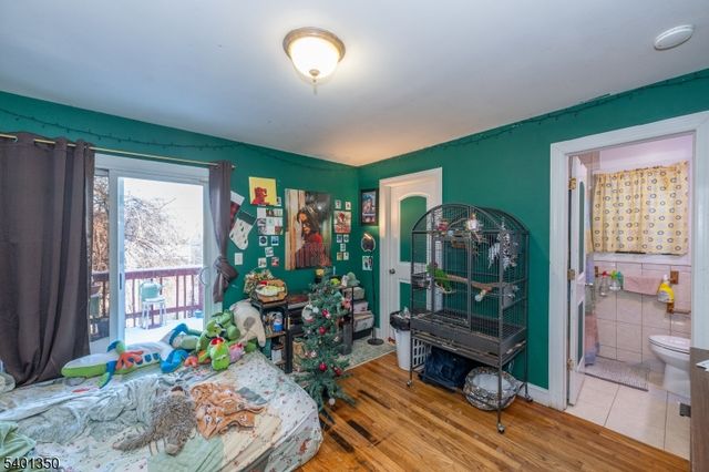 28 Highland St, Paterson City, NJ 07524