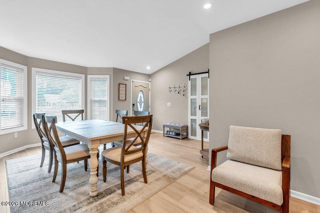 9 Vixen Place, Tinton Falls, NJ 07753