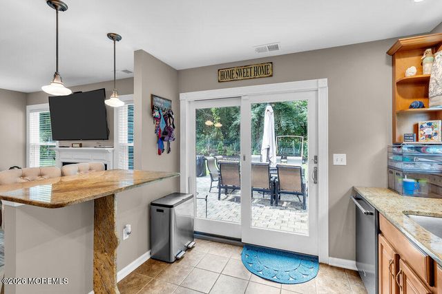 9 Vixen Place, Tinton Falls, NJ 07753