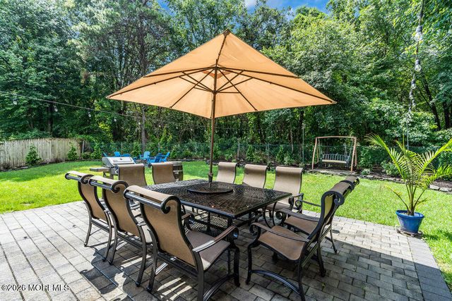 9 Vixen Place, Tinton Falls, NJ 07753