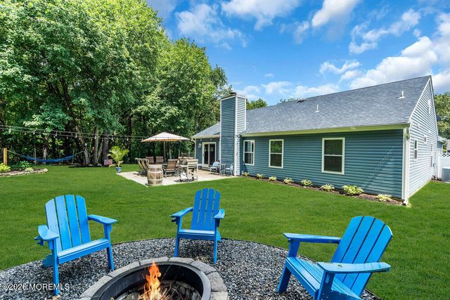9 Vixen Place, Tinton Falls, NJ 07753