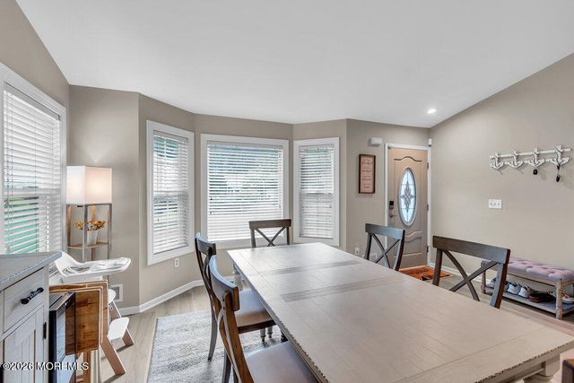 9 Vixen Place, Tinton Falls, NJ 07753