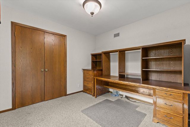 8225 64th AVENUE, Kenosha, WI 53142