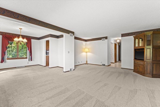 8225 64th AVENUE, Kenosha, WI 53142