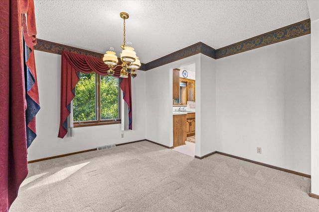8225 64th AVENUE, Kenosha, WI 53142