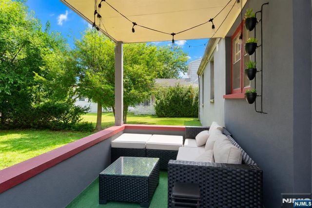 76 Niehaus Avenue, Little Ferry, NJ 07643