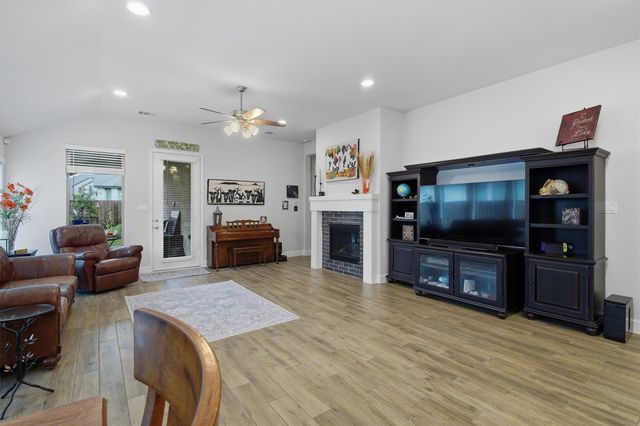 5815 Pink Coral Lane, Manvel, TX 77578
