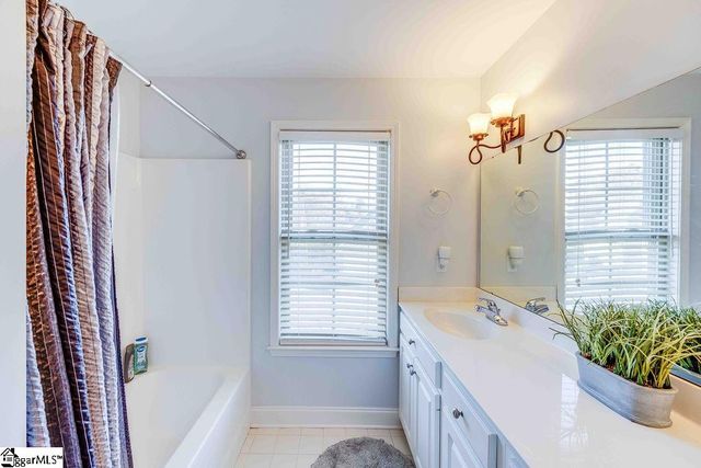 750 Charleston Place, Duncan, SC 29334