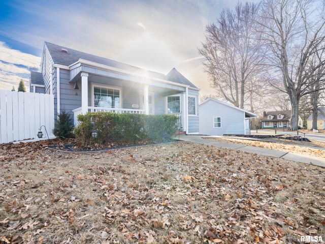 1606 CIRCLE Road, Peoria, IL 61604