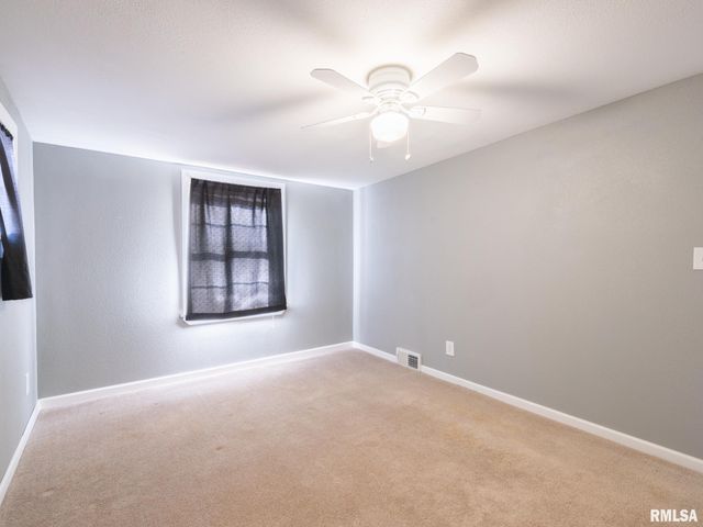 1606 CIRCLE Road, Peoria, IL 61604