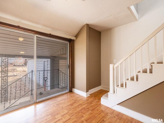 1606 CIRCLE Road, Peoria, IL 61604