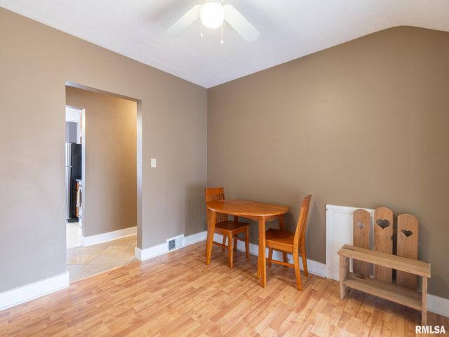 1606 CIRCLE Road, Peoria, IL 61604