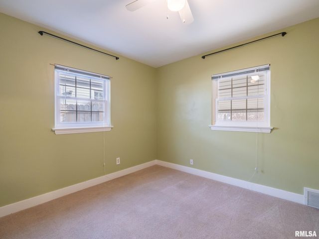 1606 CIRCLE Road, Peoria, IL 61604