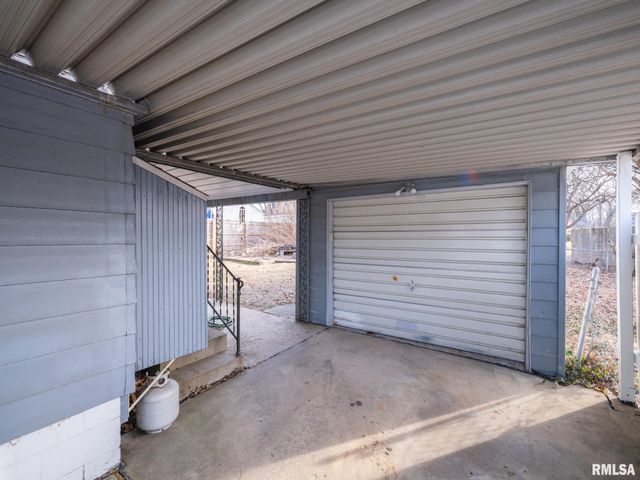 1606 CIRCLE Road, Peoria, IL 61604