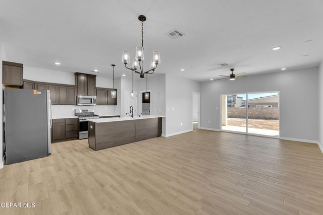 12140 Bahjat Drive, El Paso, TX 79934