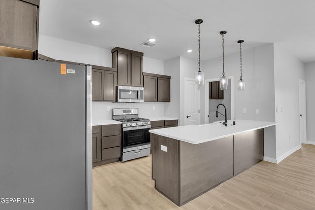 12140 Bahjat Drive, El Paso, TX 79934