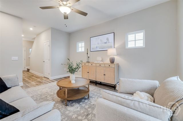 215 James Drive, Richmond Hill, GA 31324