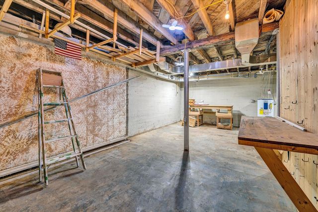 114 W CHURCH ST, Rocky Mount, VA 24151