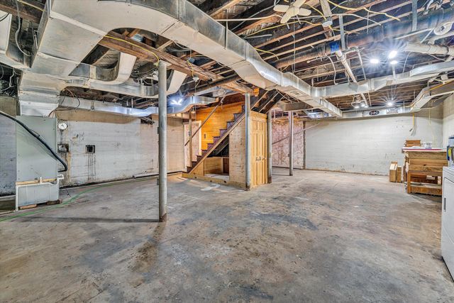 114 W CHURCH ST, Rocky Mount, VA 24151