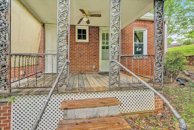 114 W CHURCH ST, Rocky Mount, VA 24151