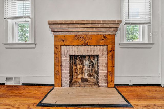 114 W CHURCH ST, Rocky Mount, VA 24151