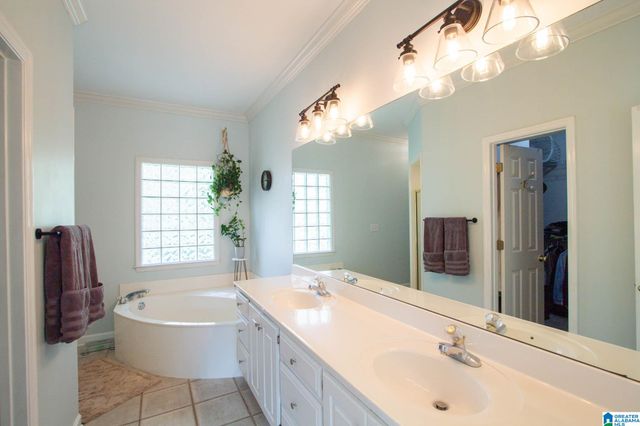 405 STILL OAKS CIRCLE, Trussville, AL 35173