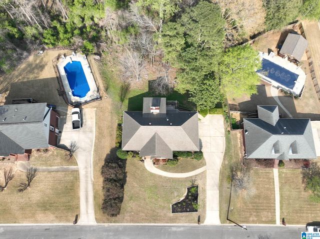 405 STILL OAKS CIRCLE, Trussville, AL 35173