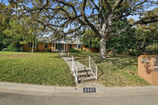 2801 Longfellow Lane, Denton, TX 76209