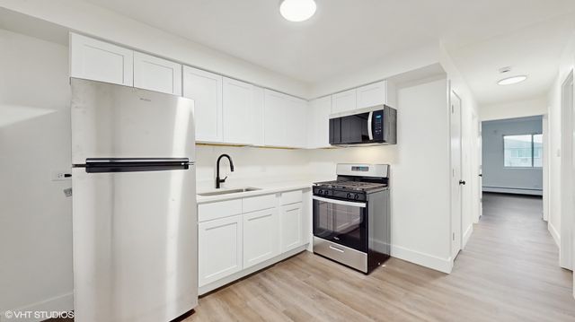 10382 Michael Todd Terrace 2E, Glenview, IL 60025