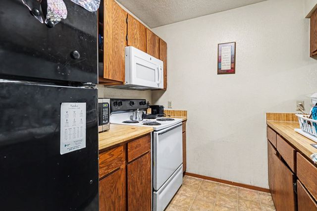 104 N Heights Drive, Crowley, TX 76036