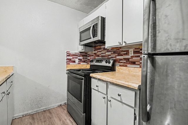 104 N Heights Drive, Crowley, TX 76036