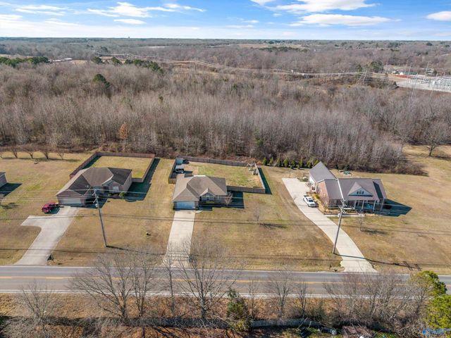 16379 Mooresville Road, Athens, AL 35613