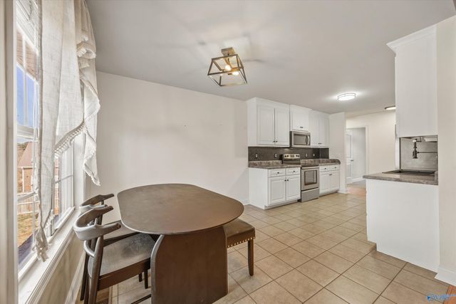 16379 Mooresville Road, Athens, AL 35613