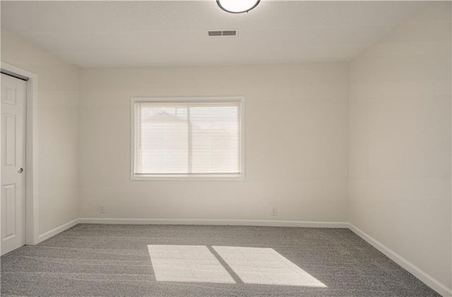 231 Springdale Avenue, Bonner Springs, KS 66012