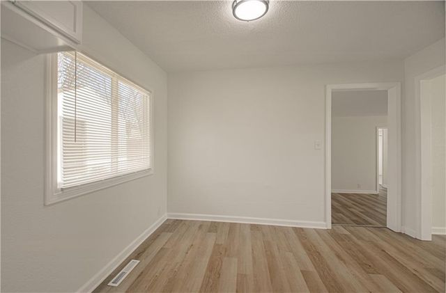 231 Springdale Avenue, Bonner Springs, KS 66012