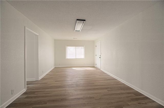 231 Springdale Avenue, Bonner Springs, KS 66012